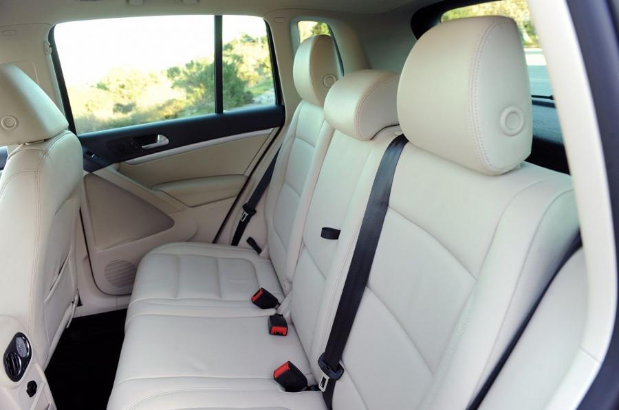  Volkswagen Tiguan 2011 года  (фото 47 из 146)